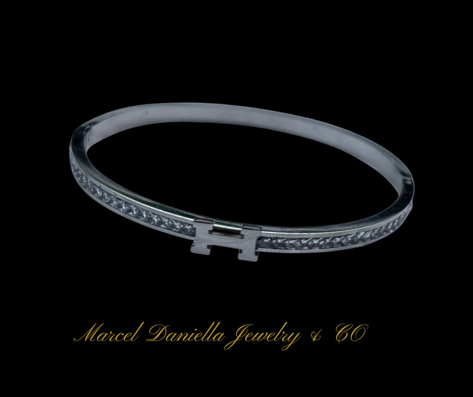Luxe Clarity Bangle